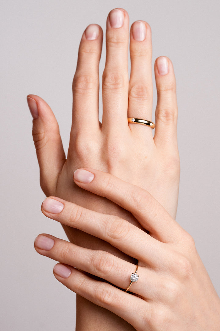 Achillea Diamond Band